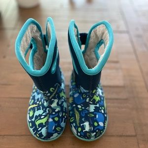 Toddler Bogs size 8